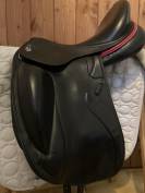 Selle de dressage Prestige 17,5