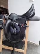 Selle de dressage Equipe 17 pouces