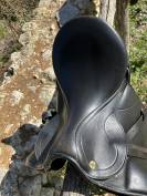 Selle de dressage 