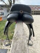 Selle Kent and master cob 17 pouces noire