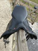 Selle Kent and master cob 17 pouces noire